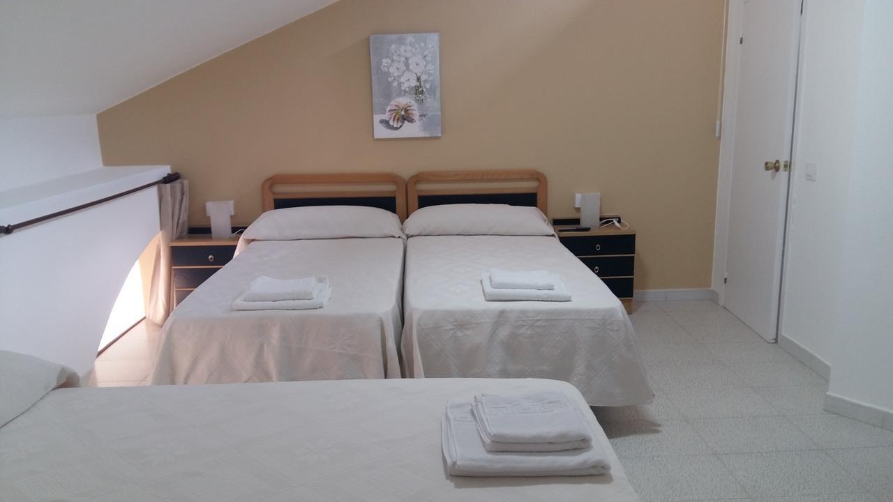 Pension El Tabanu Celorio  Exterior photo